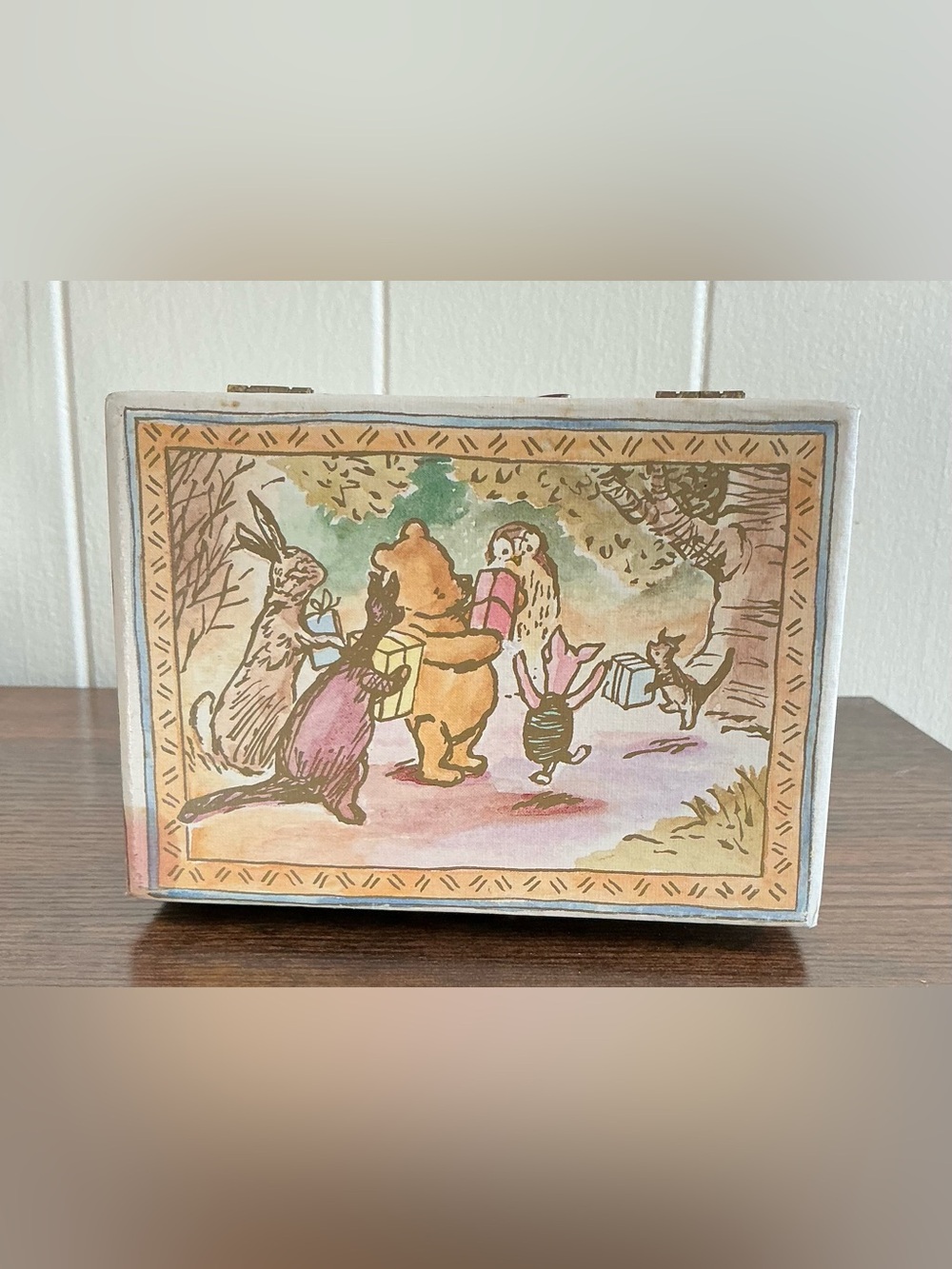 Rare Linden Classic Winnie The Pooh Vintage Musical Jewelry Box (Not Working)